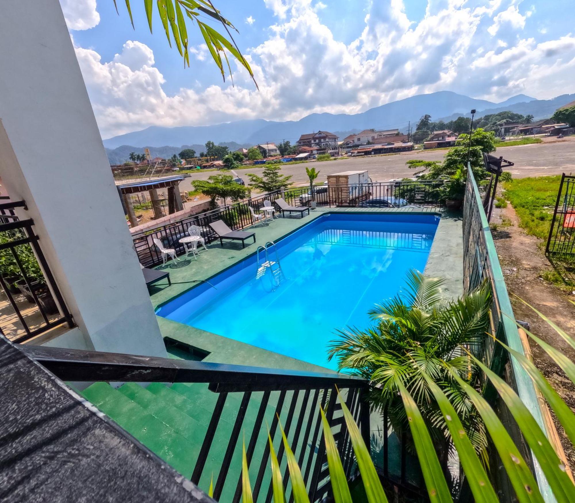 Vang Vieng Consiana Hotel Exterior foto