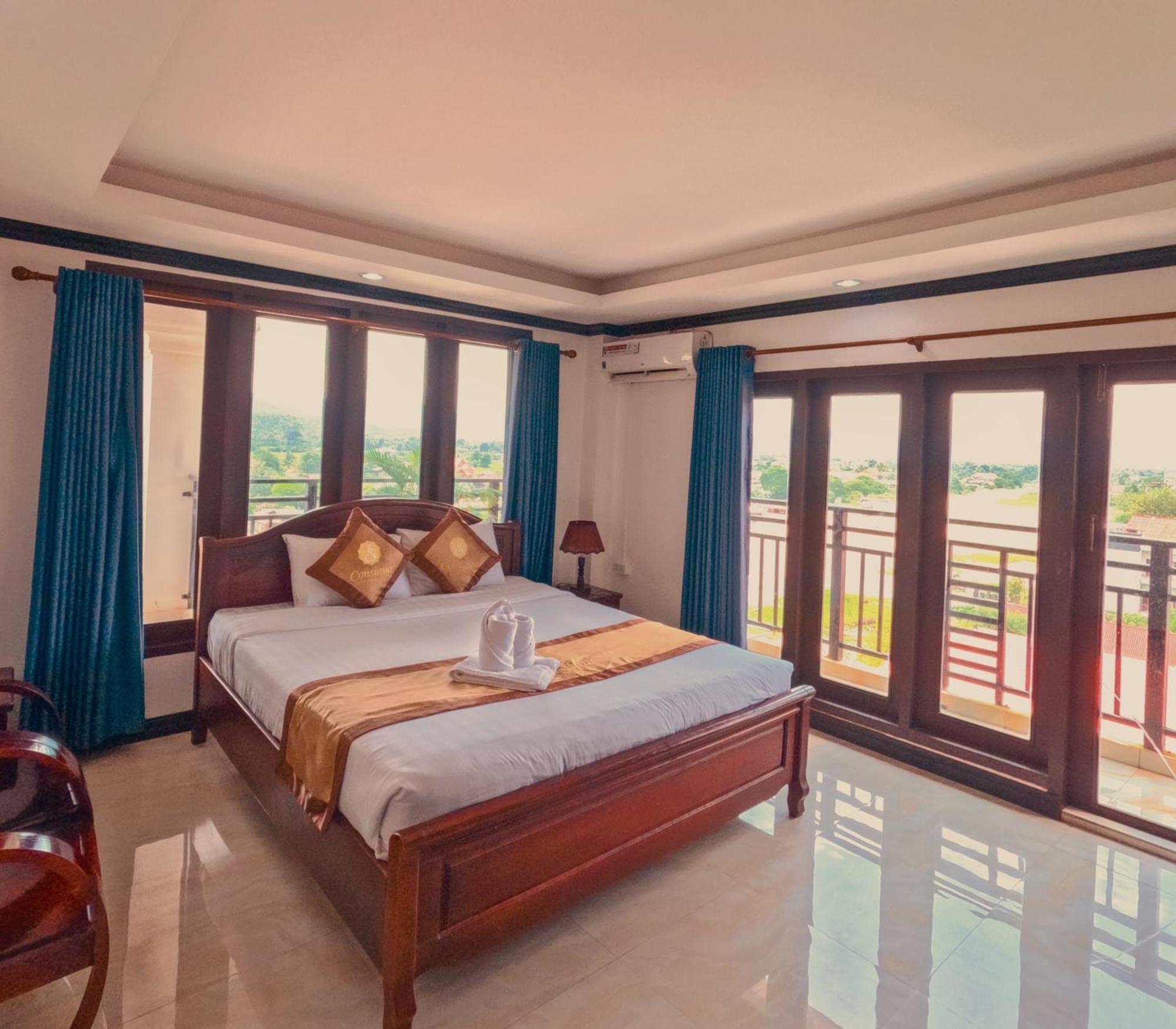 Vang Vieng Consiana Hotel Exterior foto