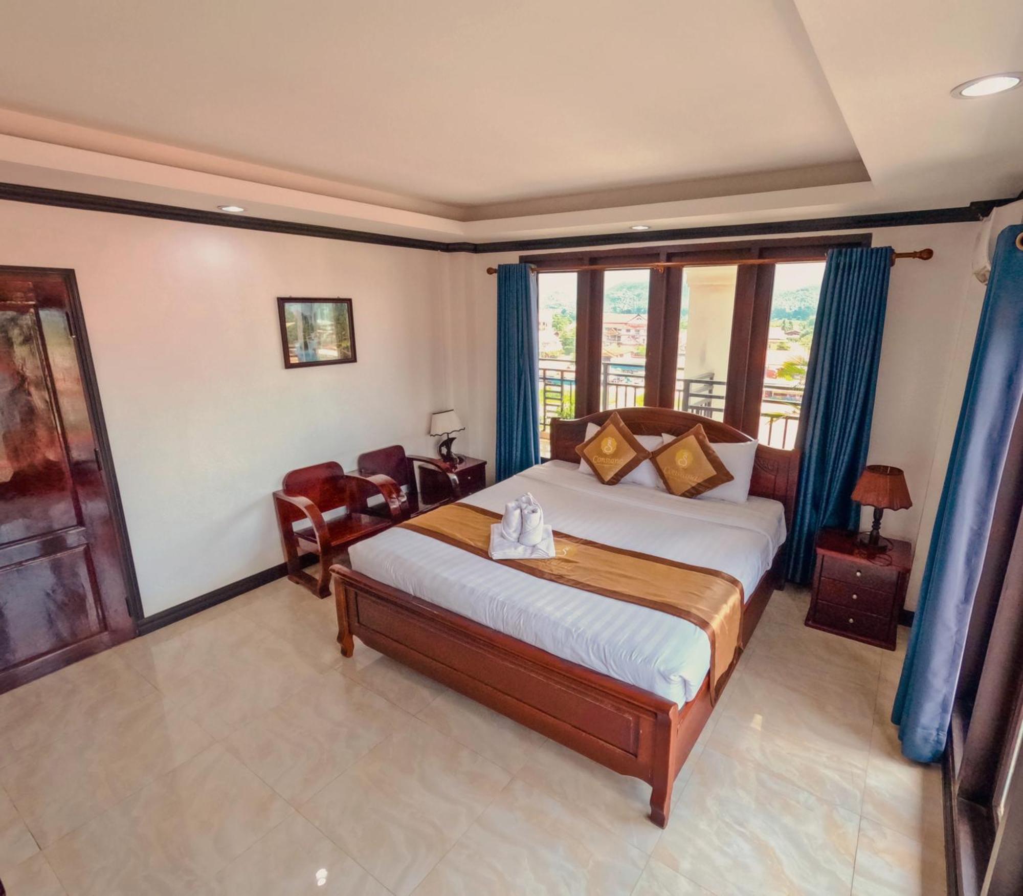 Vang Vieng Consiana Hotel Exterior foto